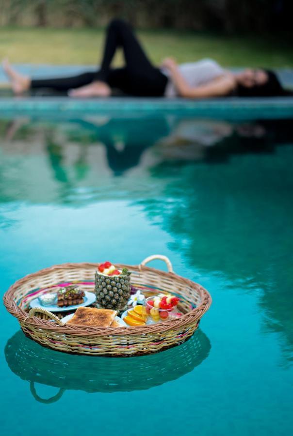 Parijat Private Pool Villa 1, 2 And 3 Bhk Ουνταϊπούρ Εξωτερικό φωτογραφία