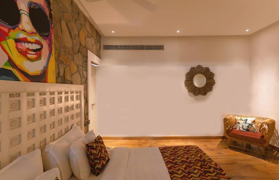 Parijat Private Pool Villa 1, 2 And 3 Bhk Ουνταϊπούρ Εξωτερικό φωτογραφία