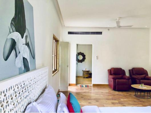 Parijat Private Pool Villa 1, 2 And 3 Bhk Ουνταϊπούρ Εξωτερικό φωτογραφία