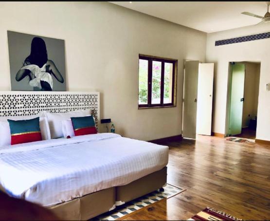 Parijat Private Pool Villa 1, 2 And 3 Bhk Ουνταϊπούρ Εξωτερικό φωτογραφία